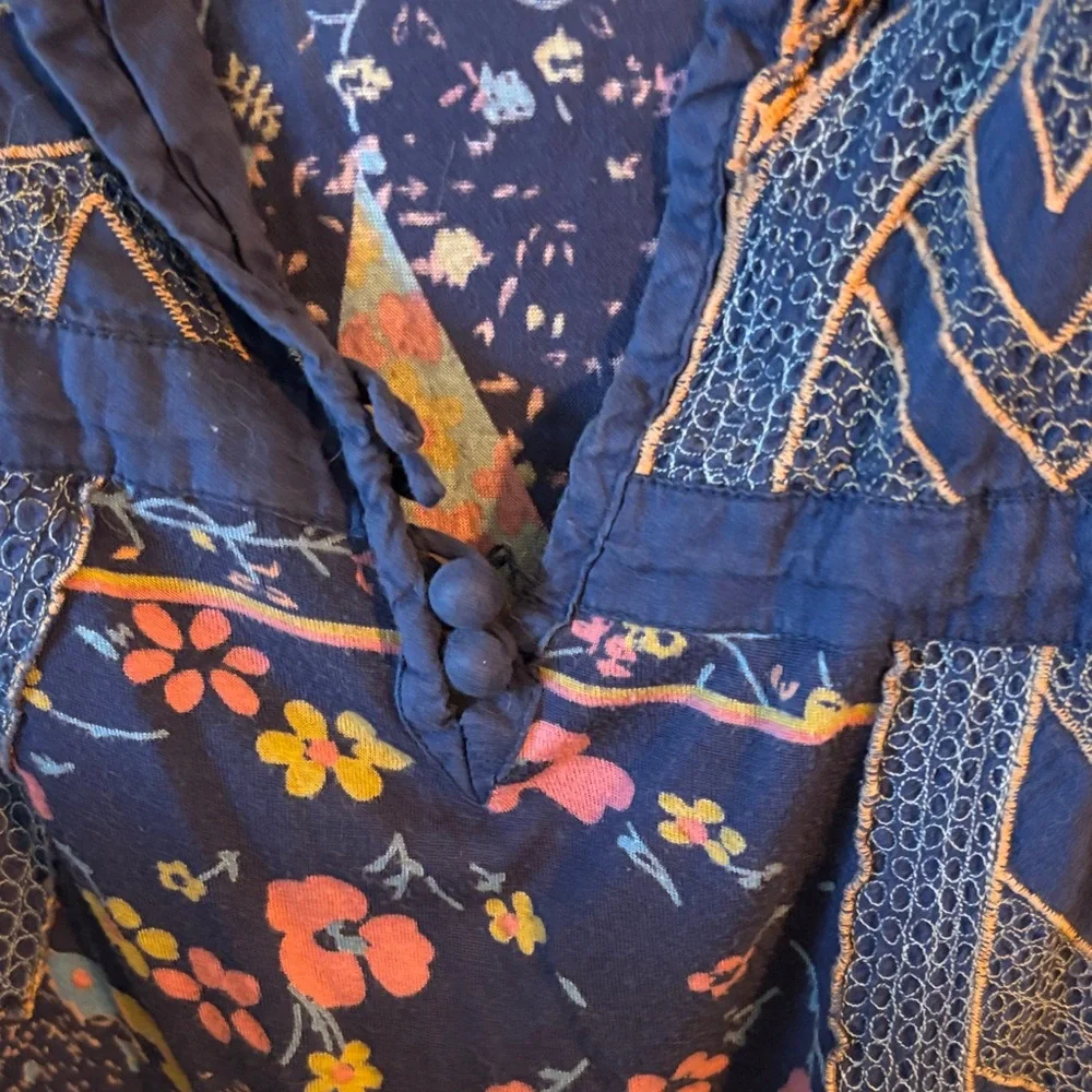 Colorful Patterned Dress - Picture 3 of 3